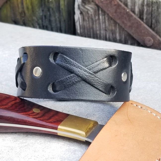 1 1/4" X Weave Cuff / Black/ 7" Wrist