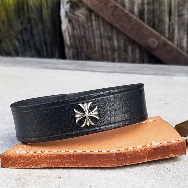Iron Cross, Maltese Cross Medallion 3/4" BLACK Leather Wristband