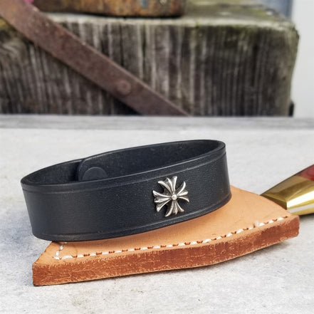 Iron Cross, 3/4" BLACK Leather / 7.5" Wrist